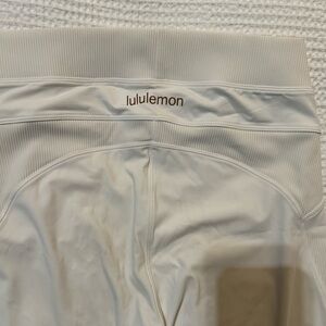 White Lululemon leggings